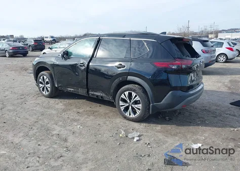 2021 Nissan Rogue Sv Intelligent Awd z USA, uszkodzony, nr VIN 5N1AT3BB0MC818940